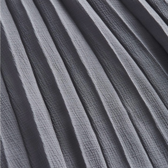 New with Tags, never worn, smoke/scent free home. City Chic Love Pleat Dress. - Picture 4 of 4